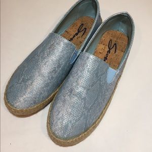 SEVEN7 NIB slip on turquoise women’s shoes  8 1/2